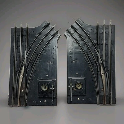 VTG Lionel 1022 Left and Right  Hand Control Switchs for 027 O gauge Train Track - Image 1 of 4