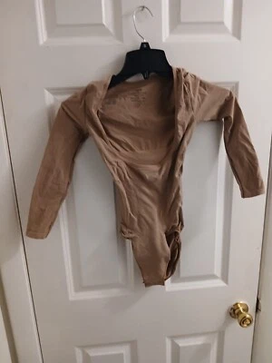 Skims Essentials Bodysuit Womens Ochre Scoop Neck Long Sleeve Size Medium G26-56 - Image 1 of 3