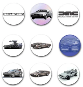 25 mm KNOPFABZEICHEN X9 MIT DEM KLASSISCHEN DELOREAN - Bild 1 von 1