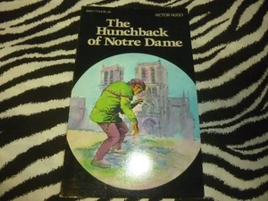 The Hunchback Of Notre Dame Pocket Classics Vintage Book - Very Nice Condition - Picture 1 of 3