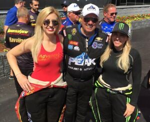 BEAUTIFUL NHRA SUPERSTAR BRITTANY, COURTNEY AND JOHN FORCE 8X10 PHOTO W/BORDERS 
