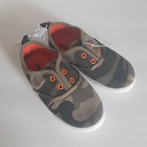 Capelli Kids Laceless Camo/Orange Sneaker sz 10 NWT - Picture 1 of 6