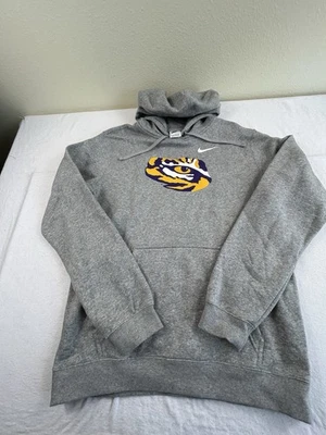 Sudadera con Capucha Nike LSU Tigers Club Polar Talla Mediana Gris Nueva $65 Foto 1 de 3