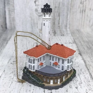 Lefton Historic American Lighthouse Collection Ornamento ALCATRAZ (CCM12859) NUEVO - Imagen 1 de 7