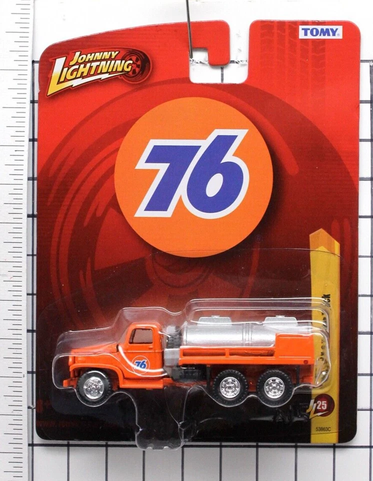 Camión cisterna Johnny Lightning 2012 Tomy, GMC 6x6, naranja con 76 tampones Foto 1 de 1
