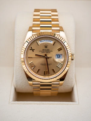Rolex President 2021 40 mm día-fecha 228238 oro amarillo de 18 quilates esfera palo champán Foto 1 de 4
