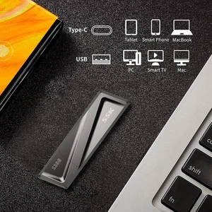 SSK 128GB USB C SSD, 550Mb/s Fast Flash Drive with USB C Adapter - Picture 1 of 12