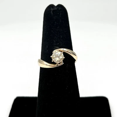 14k Yellow Gold Old European Diamond Bypass Engagement Ring Size 5.5 (LO1002966) - Image 1 of 4