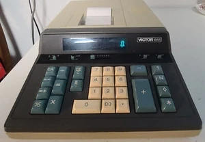 Vintage Victor 1665 Printing Calculator Desktop - Picture 1 of 4