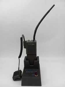 Motorola Mt500 Vintage Two Way Radio Nln-5490A 6 chanels, Used For Parts Only - Picture 1 of 10