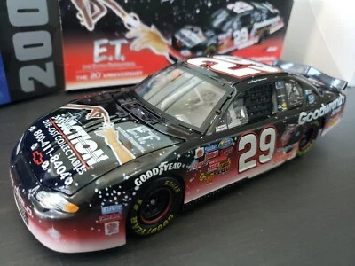 2002 #29 Kevin Harvick GM Goodwrench E.T. 1 24 Action Diecast 10/23 BGN - Image 1 of 4