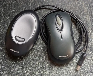 Microsoft Wireless Optical Mouse Receiver 3.0 Tested & Working - Model 1026 - Bild 1 von 3