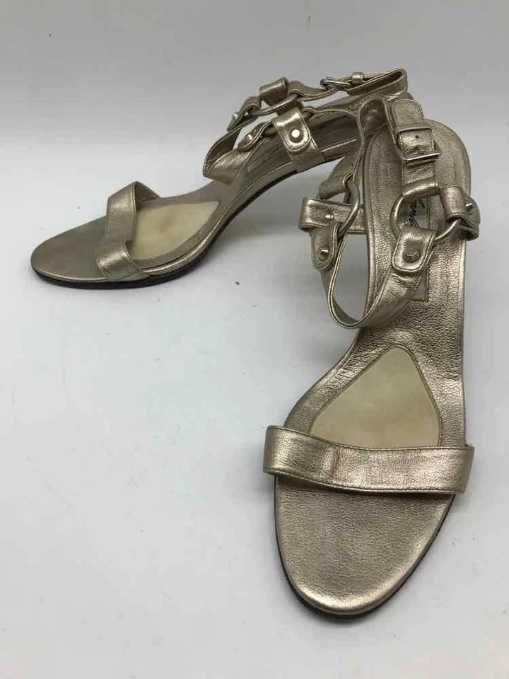 二手 Brian Atwood 银色 37.5 码露跟高跟鞋 — 第 1/4 张图片