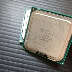 ONE Intel Core 2 Duo E4500 SLA95 2.20GHZ/2M/800 LGA775 Q738A009 PC Memory - Picture 1 of 4