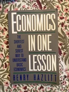 Economics in One Lesson Henry Hazlitt 2nd Ed - Bild 1 von 2