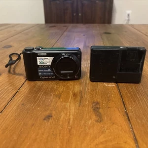 Sony Cyber-Shot DSC-H55 14.1MP 10x Optical Zoom Digital Camera Black - Picture 1 of 4