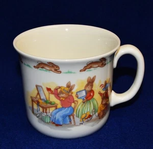 Vintage ROYAL DOULTON BUNNYKINS Fine China HAT SHOP Albion Shape One Handle Mug - Picture 1 of 4