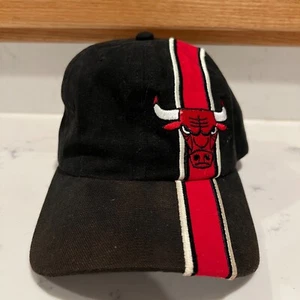 Chicago Bulls Sombrero Starter The Right Negro Rojo Años 90 Ajustable Vintage Retro NBA - Imagen 1 de 7