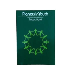 Planets in Youth Patterns of Early Development Paperback 1977 Robert Hand - Picture 1 of 4