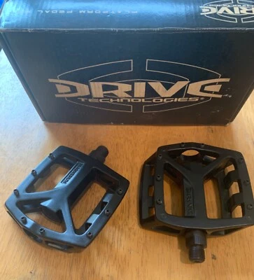 ANSWER DRIVE TECHNOLOGIES PEDAL MAGNESIUM BODY, BLACK 9/16 CROMO AXLE NEW IN BOX - Image 1 of 4