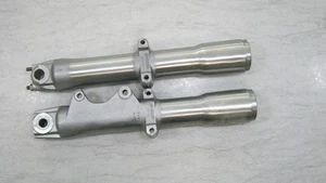 Deslizadores de horquilla izquierda y derecha patas inferiores 86-99 Softail OEM Harley 45917-86 45918-86 - Imagen 1 de 12