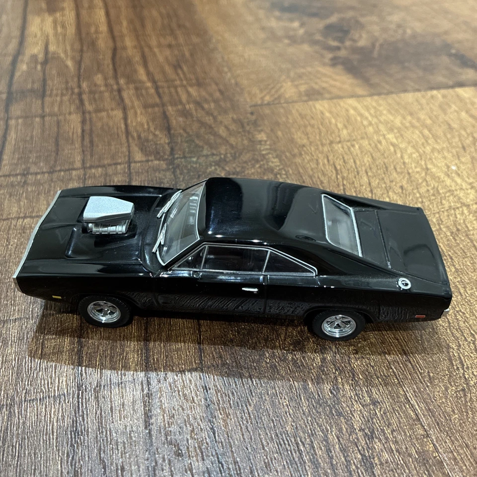 Green light 1970 Dodge Charger The Fast & Furious Black - Image 1 of 4