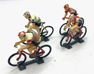 44429 COFALU / PLASTIQUE / TOUR DE FRANCE /LOT 4 CYCLISTES EQUIPES DIVERSES 1/32 - Picture 1 of 2