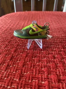 Llavero Nike Dunk Low De La Soul 3D (sin caja) - Imagen 1 de 4
