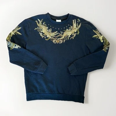 Sudadera Zara Dragon bordada negra con cuentas dorada para mujer talla mediana Foto 1 de 4