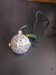 Vintg 1976 Chirping Bird Call Silver Plastic Filigree Christmas Ornament Ball 3" - Picture 1 of 4