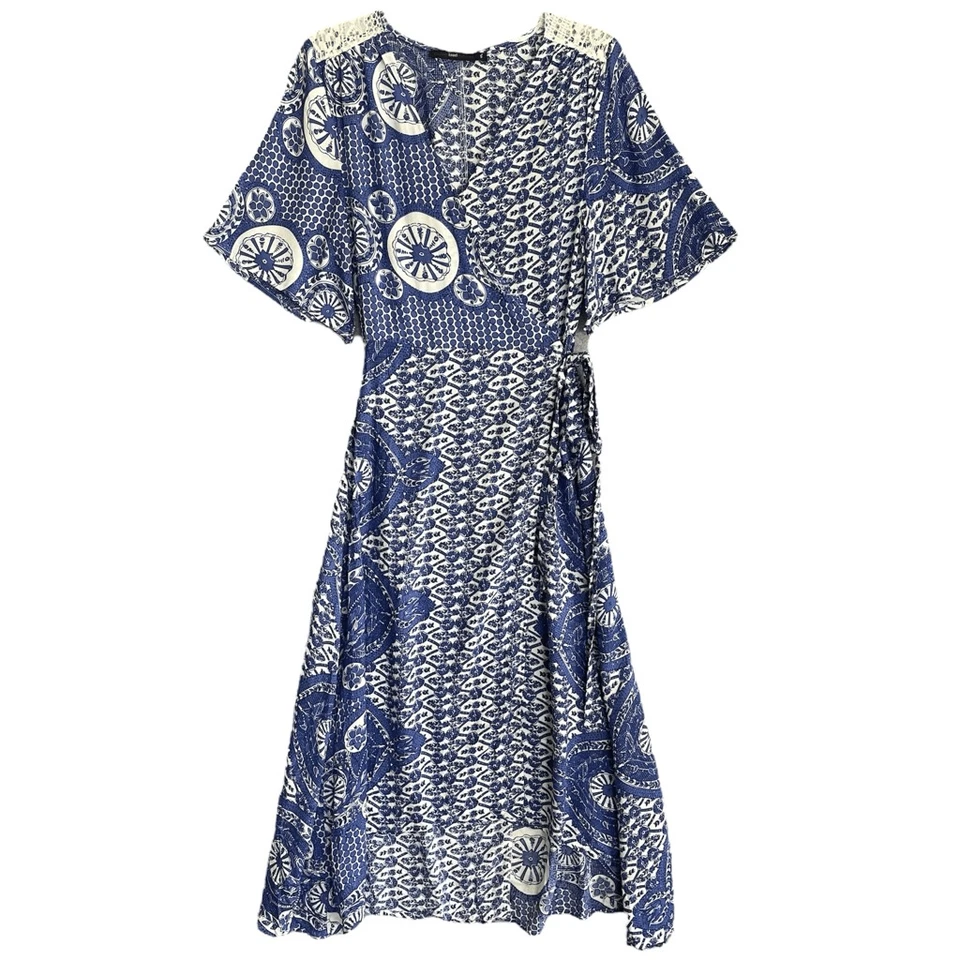 Vestido cruzado de verano Hazel para mujer pequeño azul blanco midi chinoiserie delicado romántico Foto 1 de 4