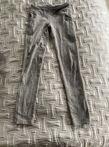 Ivivva Girls Size 8 Leggings Stretch Pant With Pockets Gray, Small Hole(pic) - Picture 1 of 6