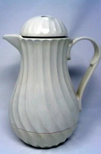 THERMOS Vintage Off-White #450 Coffee Insulated Pitcher 1984 (West Germany) - Picture 1 of 6