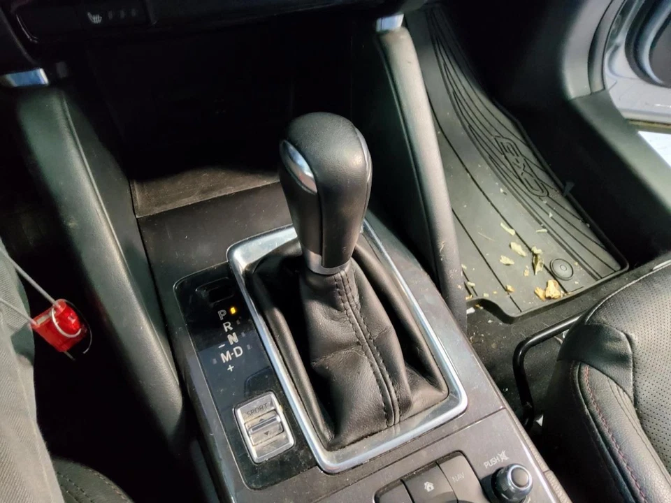 Palanca de cambios de transmisión Mazda CX-5 2016 583367 Foto 1 de 1