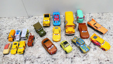 Pixar Disney Cars 3 Thunder Hollow Demolition Derby Car Lot 8 Diecast 8 Plastic