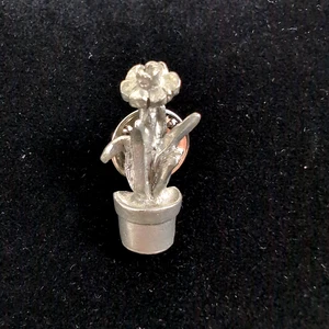 Jim Clift Handarbeit Garten Blumentopf Narzisse Zinn Pin Sammlerstück Handwerker - Bild 1 von 8