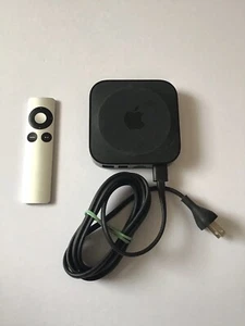 Apple TV 3rd Gen A1469 HD Media Streamer Streaming Box, Power Cord & Remote - Picture 1 of 6