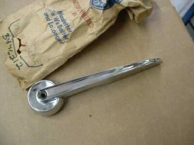  1959 1960 AMC RAMBLER REBEL AMBASSADOR NOS R.S. SEAT ADJUSTING HANDLE  - Image 1 of 2