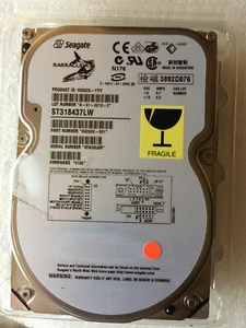 Seagate Barracuda ST318437LW / 68 PIN SCSI / 9U2002-001* - Afbeelding 1 van 1