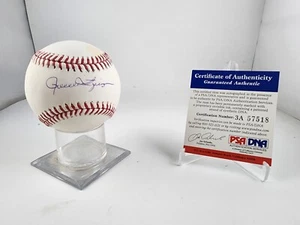 Rollie Fingers Autographed Baseball (PSA/DNA Certified) - Picture 1 of 3