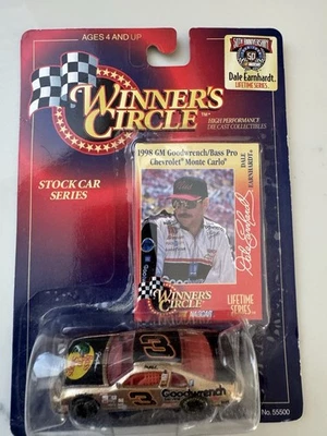Bajo Dale Earnhardt Winners Circle NASCAR 1998 GM Goodwrench Pro Chevy Limited Foto 1 de 4