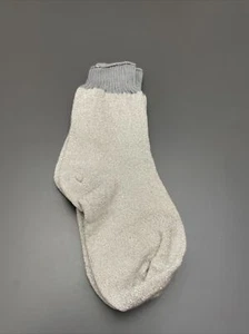 Lot 2-Kombi XR-30 Socks-Kids Size 7-8-Metallic Thread-Heat Preserving-USA-VNTG - Picture 1 of 9