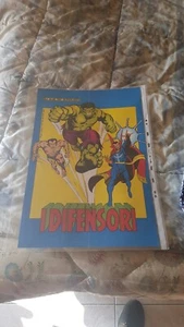 POSTER CORNO I DIFENSORI ALLEGATO GLI ALBI DEI SUPER EROI ORIGINALE MAI APPESO - Imagen 1 de 1