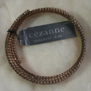 Cezanne Crystal & Gold Coil Bracelet NEW - Picture 1 of 2
