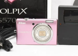 N. NEUWERTIG in Box Nikon COOLPIX S570 pink 12,0 MP kompakte Digitalkamera aus Japan - Bild 1 von 13