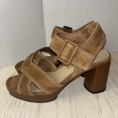 Sandalia de tacón Donald Pliner Genisp para mujer talla 5 1/2 marrón gamuza tacones altos Foto 1 de 4