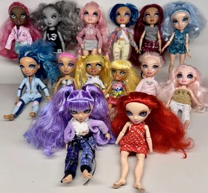 Rainbow Shadow Junior High 14 Puppen Set Mila Nicole Skyler Bella Sunny Daria LESEN - Bild 1 von 19