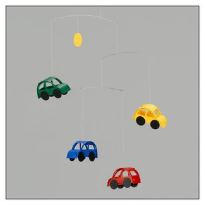 Automóvil Flensted Mobile de Louise Helmersen. en colores brillantes y primarios - Imagen 1 de 1