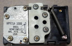 Sensor neumático de humedad espacial Honeywell HP971A 1008 3. - Imagen 1 de 7