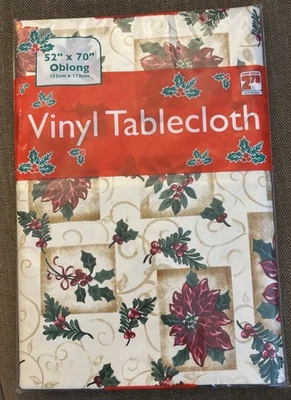 Mantel de Navidad de vinilo con respaldo de franela 52”x70” oblongo pointsettia nuevo en paquete Foto 1 de 3